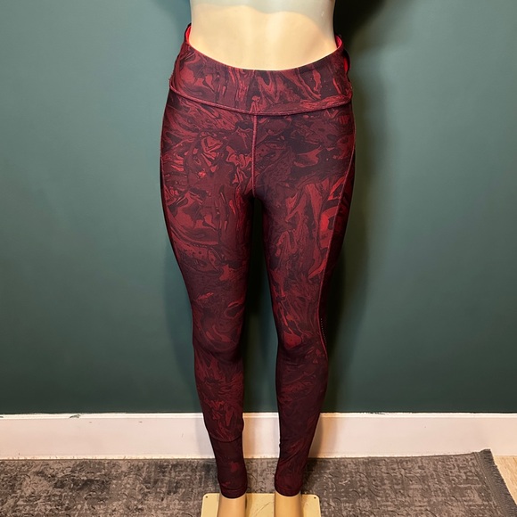 Lululemon Team Canada Leggings - Picture 1 of 7